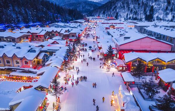 Songhua River Snow Village (Sogong Snow Village)